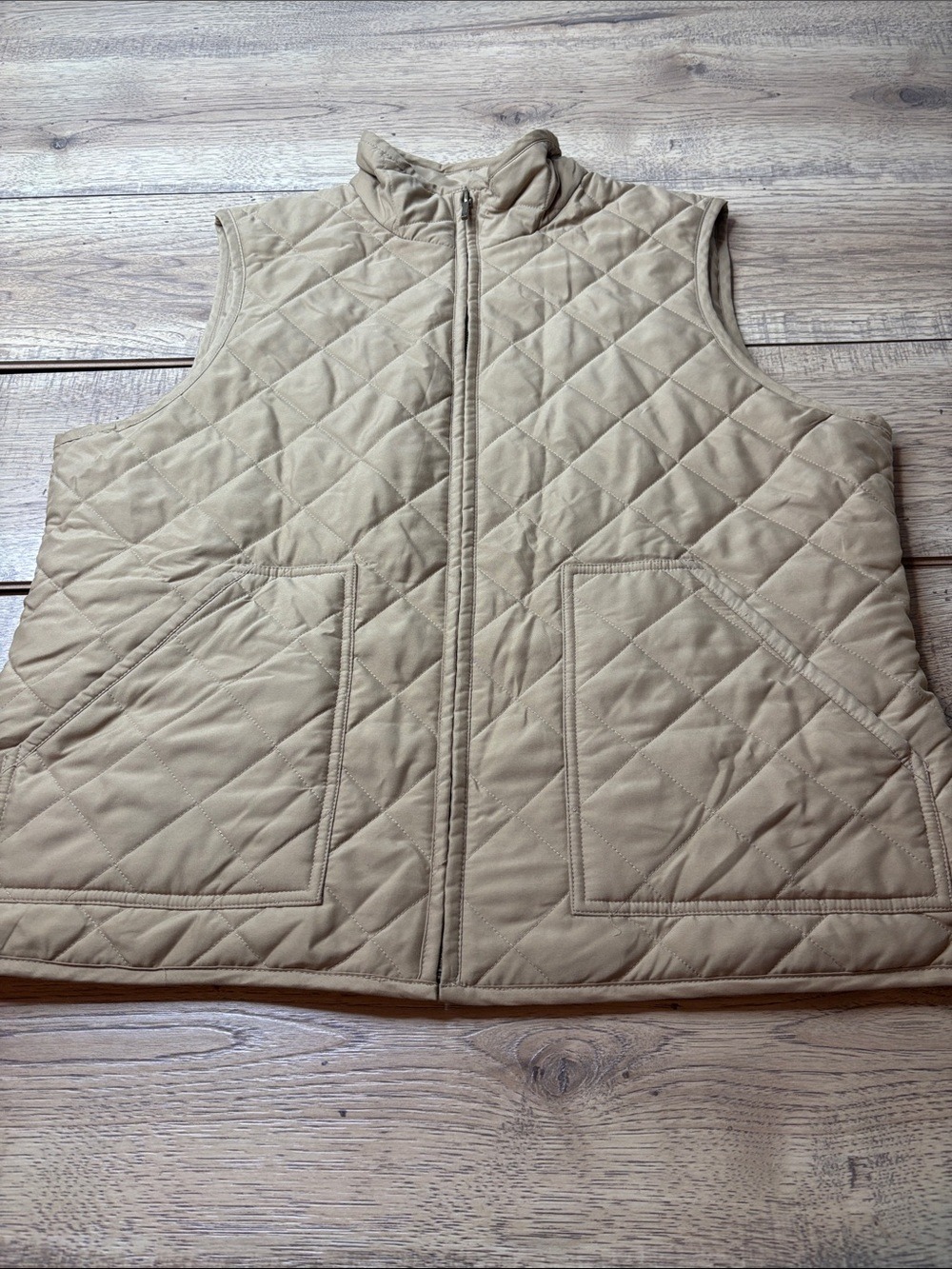 Women’s Chaps Quilted Khaki Vest with Front Pockets and Full Zip Size XL